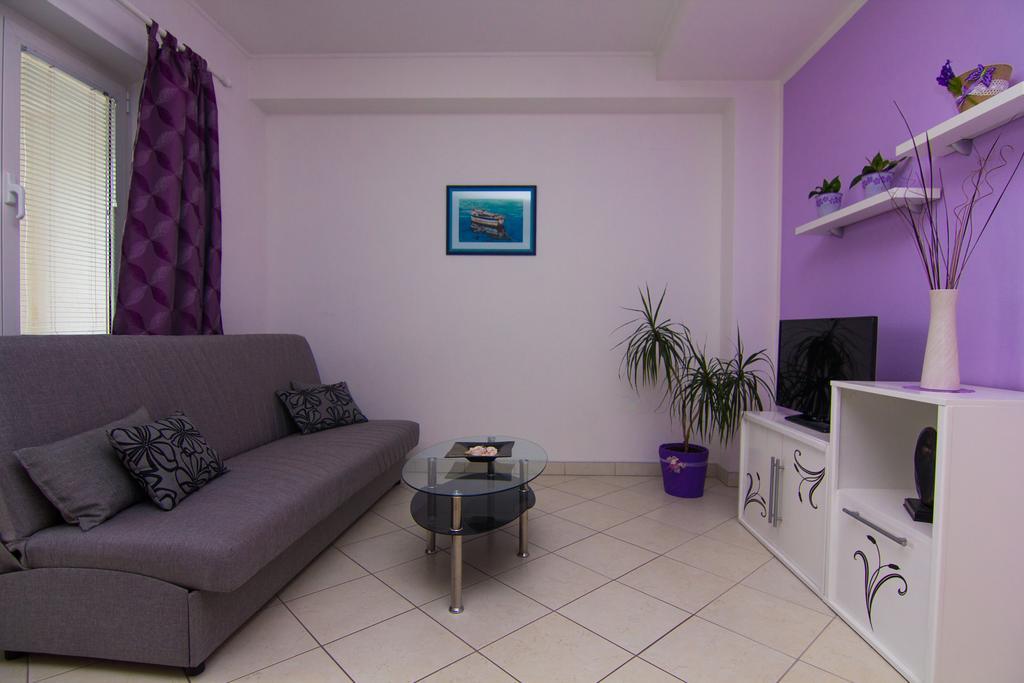 Apartments Dario Крк Екстер'єр фото